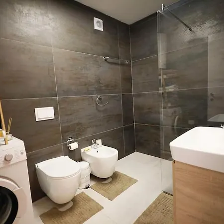 Lovely 1-bedroom In