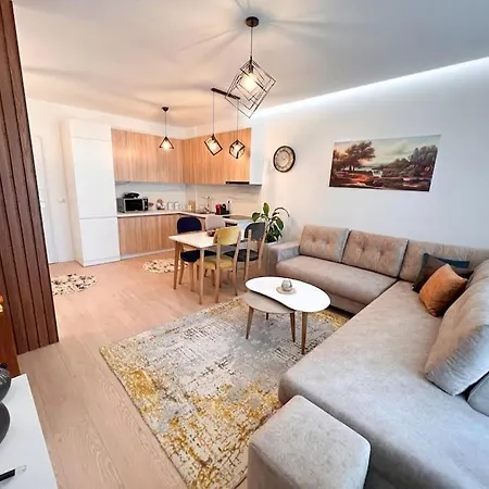 Lovely 1-bedroom In Tirana