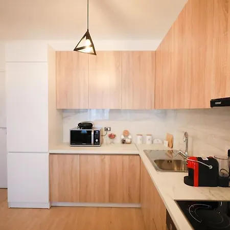 Lovely 1-bedroom In