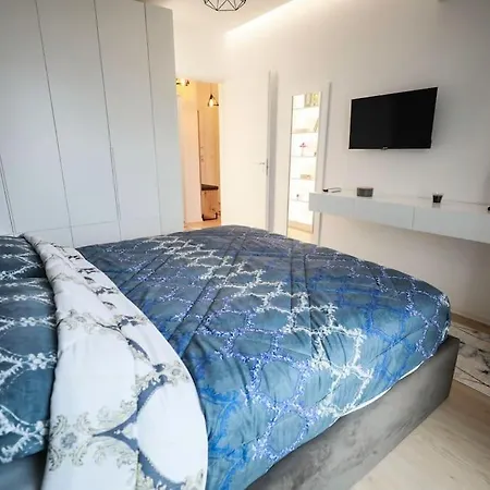 Apartment Lovely 1-bedroom In